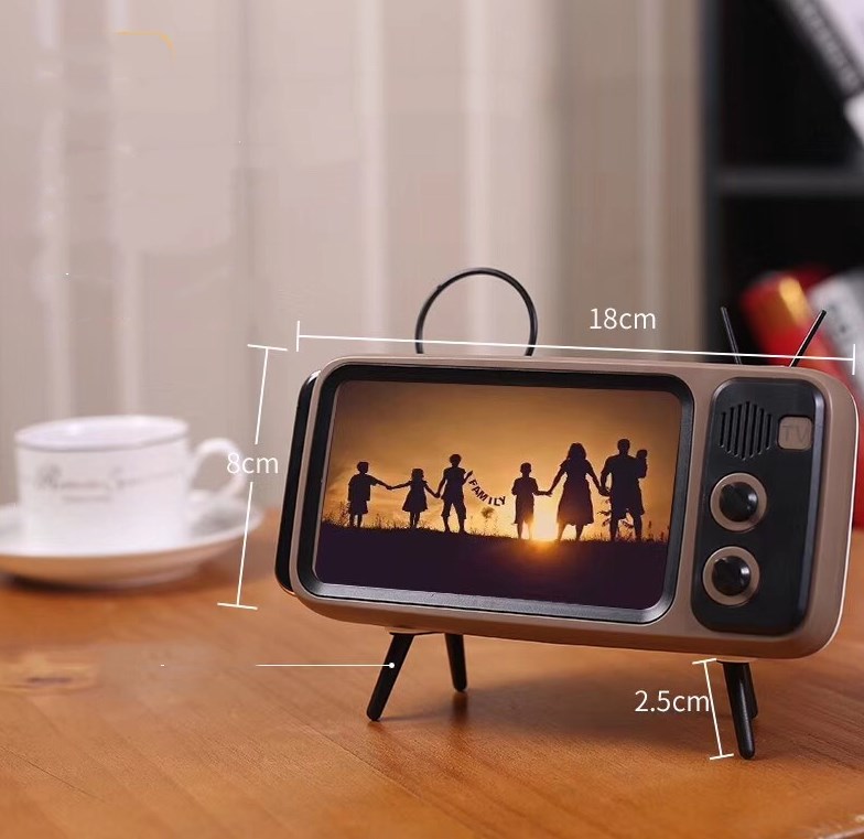 Retro TV Bluetooth Speaker - Vintage Mini Portable Wireless Speaker with Classic Design