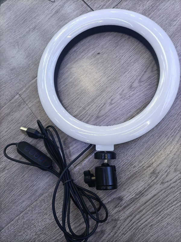 Beauty Ring Light LED Tripod for Streaming - Adjustable Selfie Light Stand