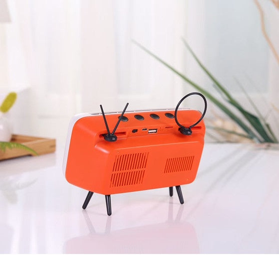 Retro TV Bluetooth Speaker - Vintage Mini Portable Wireless Speaker with Classic Design